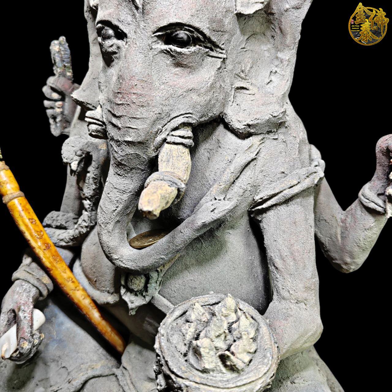 LP KONG柬埔寨奇憎龙普空手模夜光象神 | SAN Pin Selection