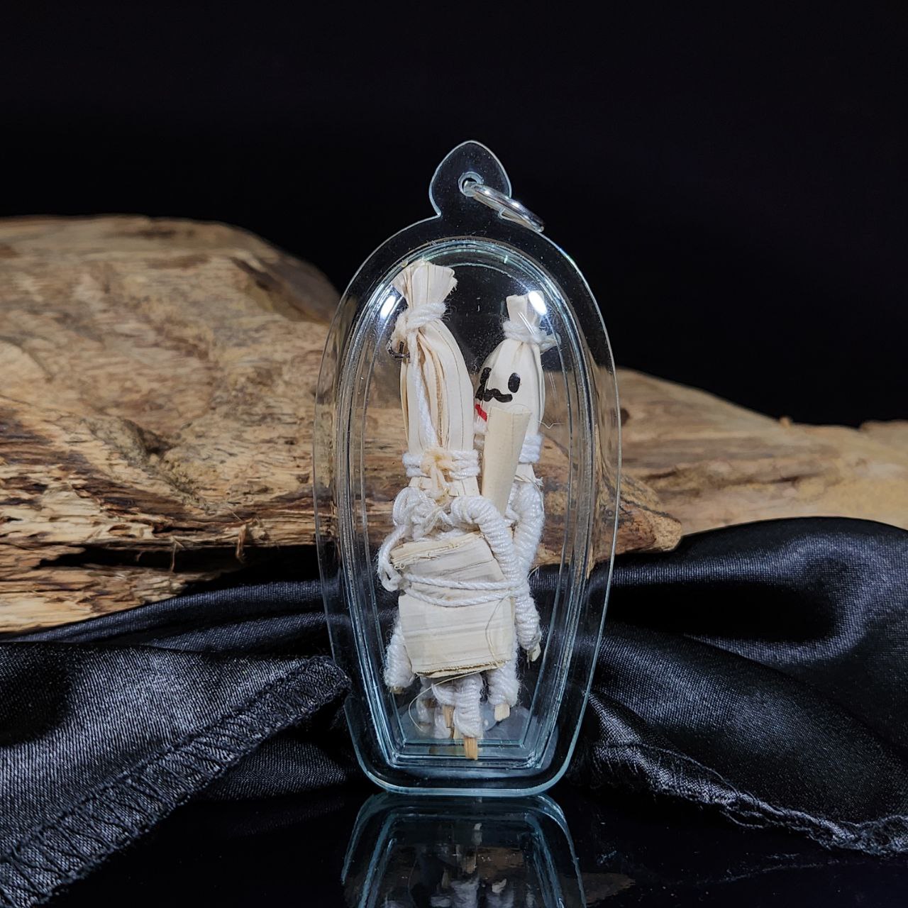 KRUBA KAMPENG古巴康斌情降和合燕通木偶（透明亚克力防水壳） | SAN Pin Selection