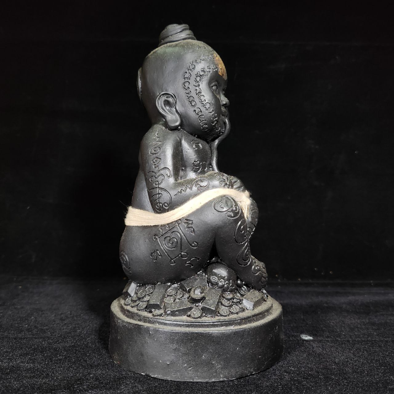 ARCHAN PON啊赞梵肚脐带古曼（黑色） | SAN Pin Selection