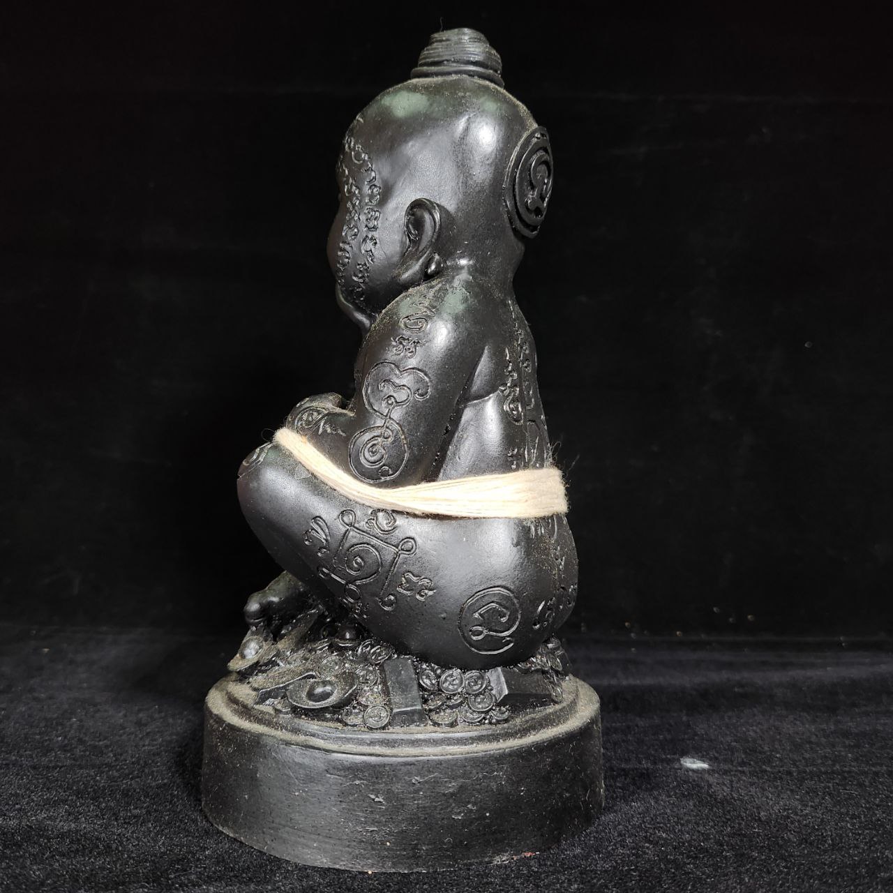 ARCHAN PON啊赞梵肚脐带古曼（黑色） | SAN Pin Selection