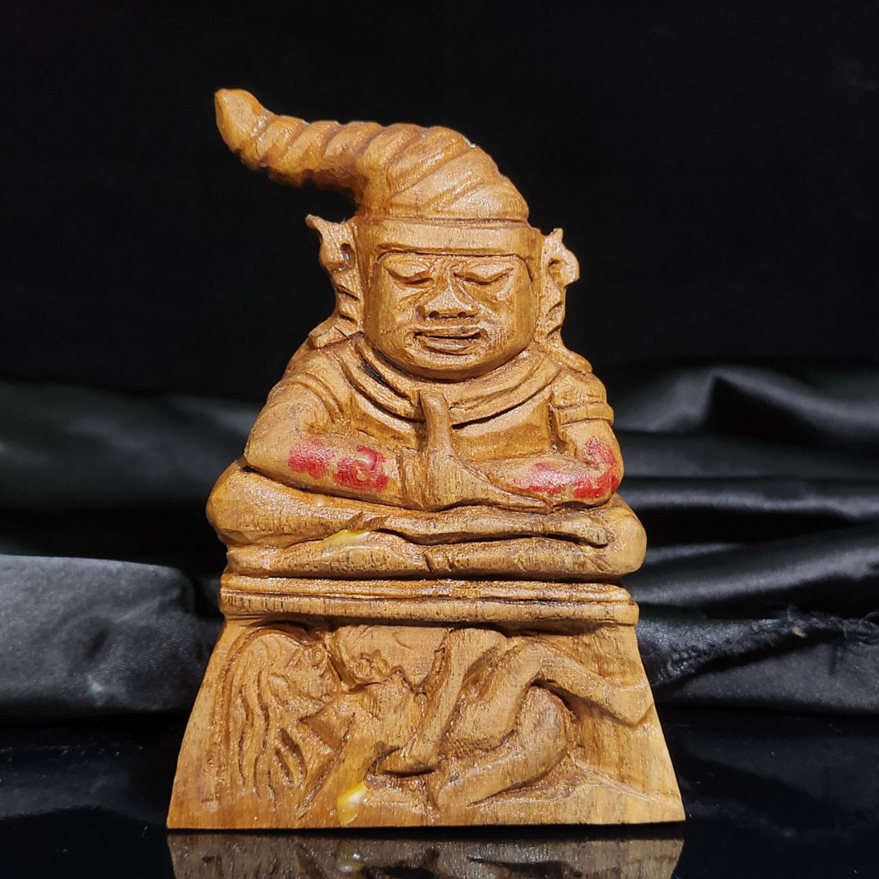 ARCHAN BOY啊赞拜祭祖版情圣帕罂金身（木雕） | SAN Pin Selection