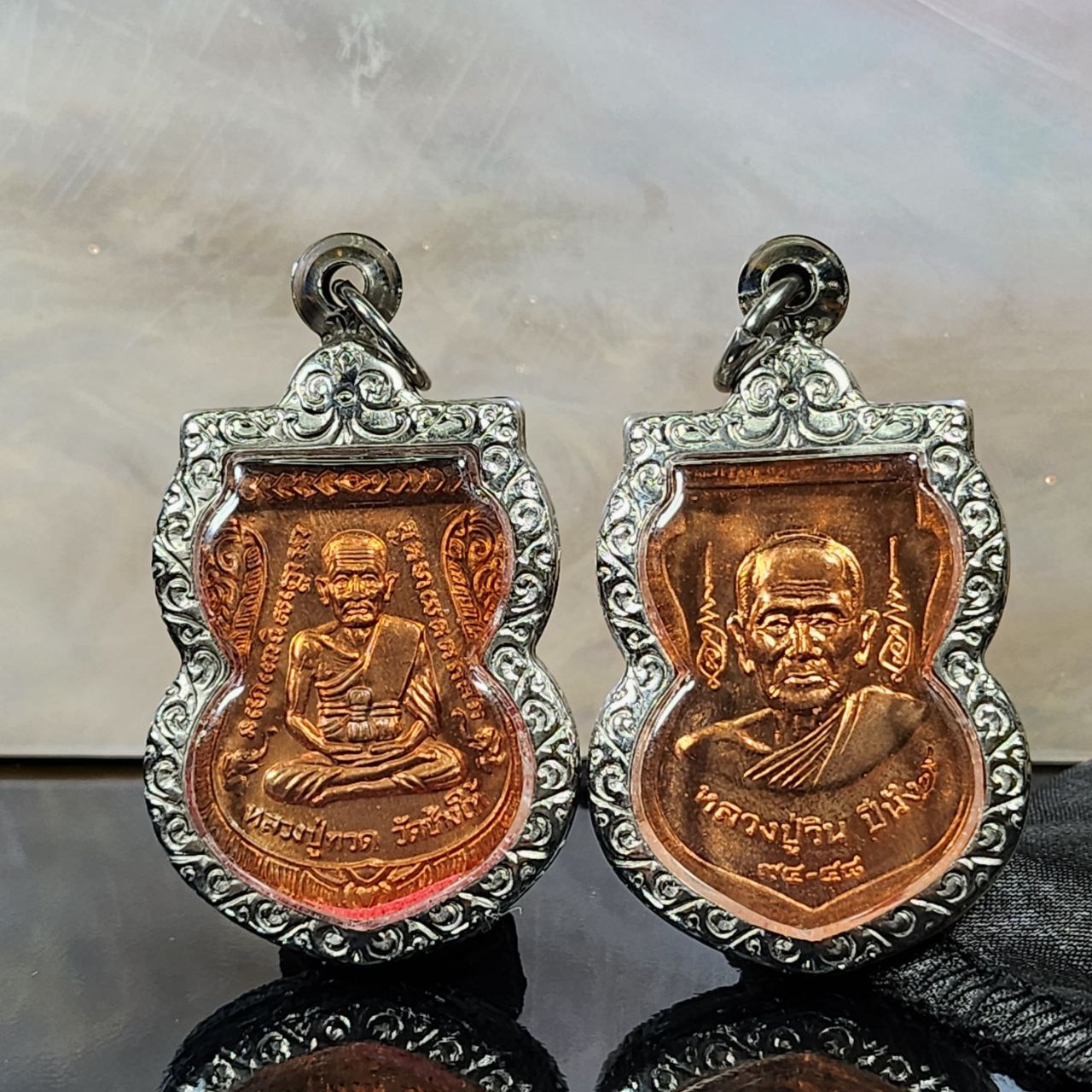 Jin Thai Fo Pai - LP WIN龙婆托老人脸佛历2548红铜（钢壳）