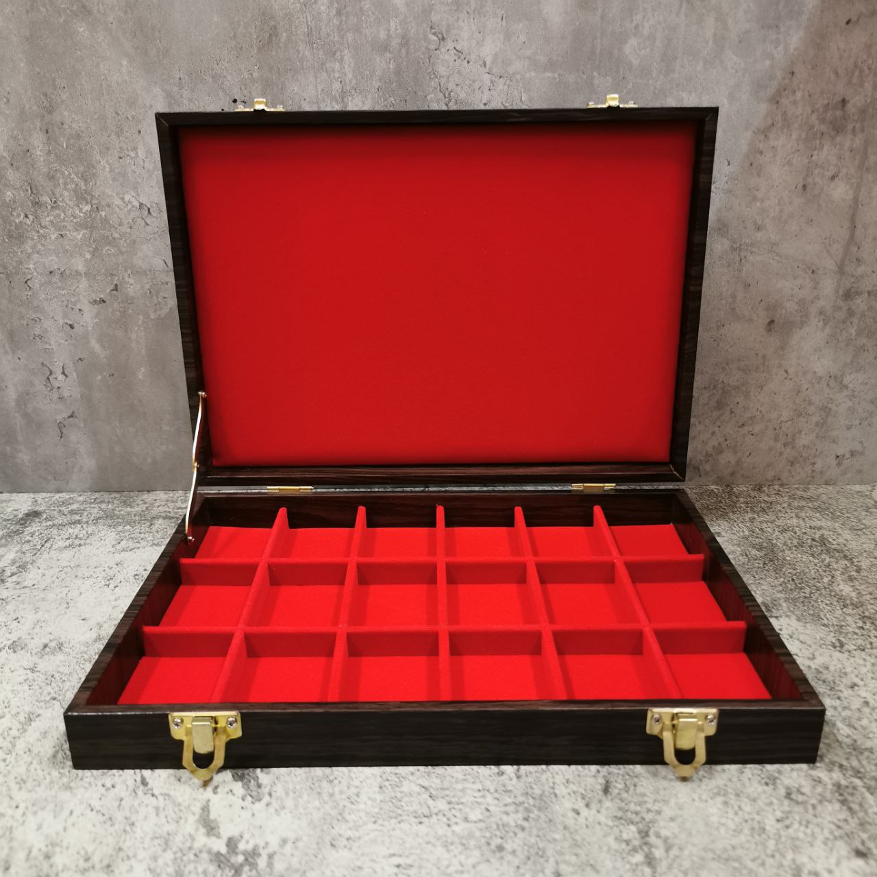 佛牌盒 （木条纹款式) | SAN Pin Selection