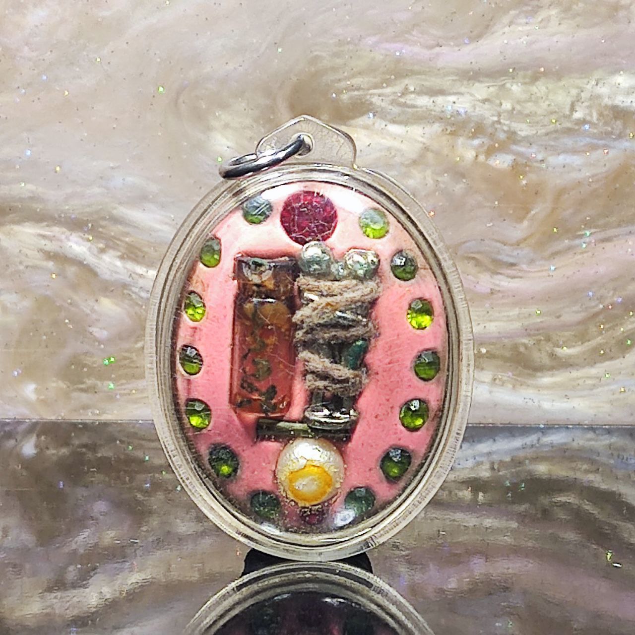 ARCHAN VITTAYA瓷面马食能
 | SAN Pin Selection