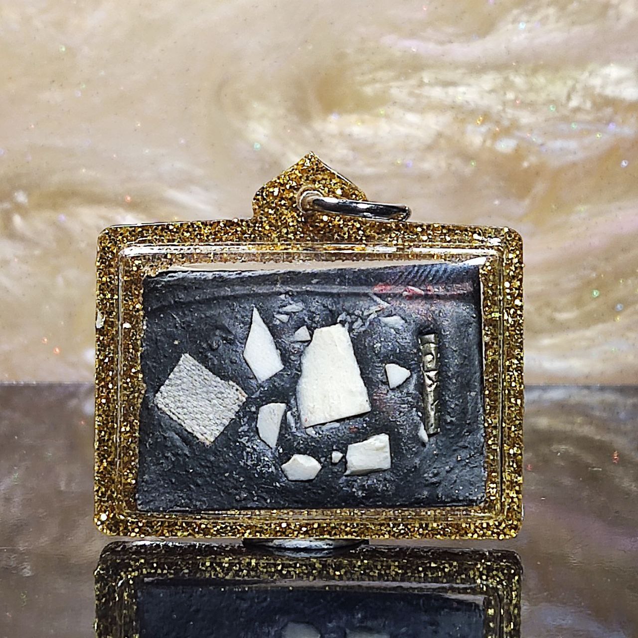 KRUBA TAO古巴涛瓷面马食能（金色防水壳）
 | SAN Pin Selection