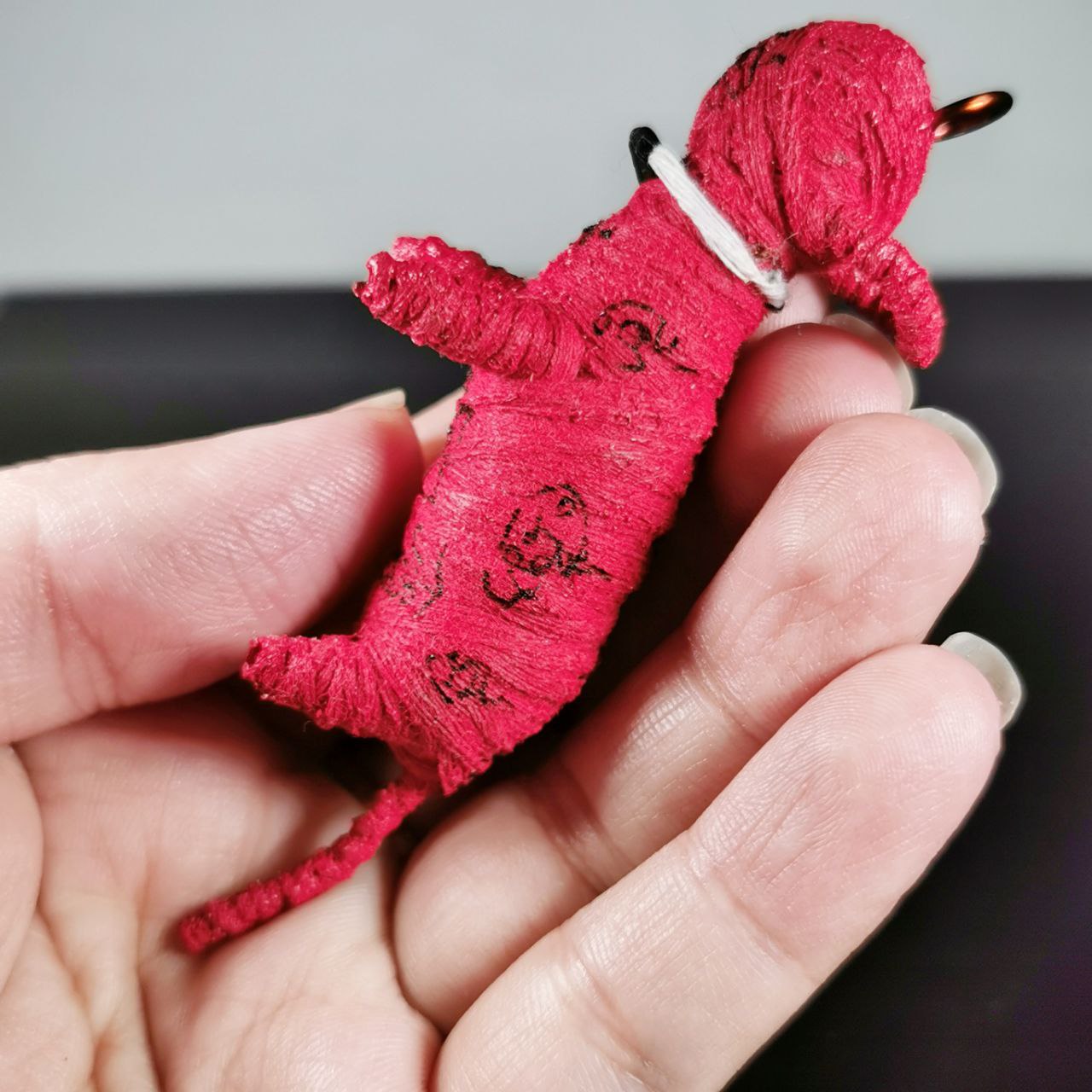 LP IM婆谭音招财水牛（红色） | SAN Pin Selection