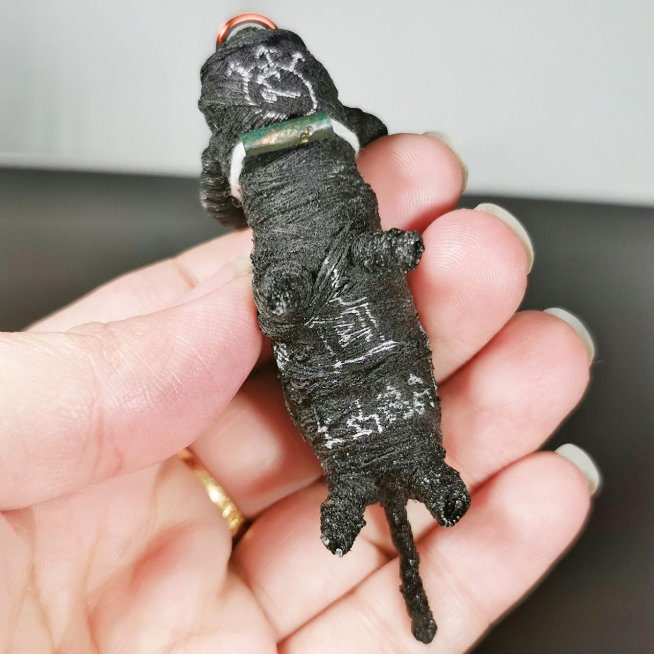 LP IM婆谭音招财水牛（黑色） | SAN Pin Selection