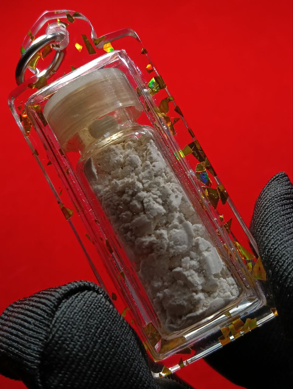 啊赞仲——‌人‌缘‌圣‌粉（佩戴型）  附有验证卡  | SAN Pin Selection