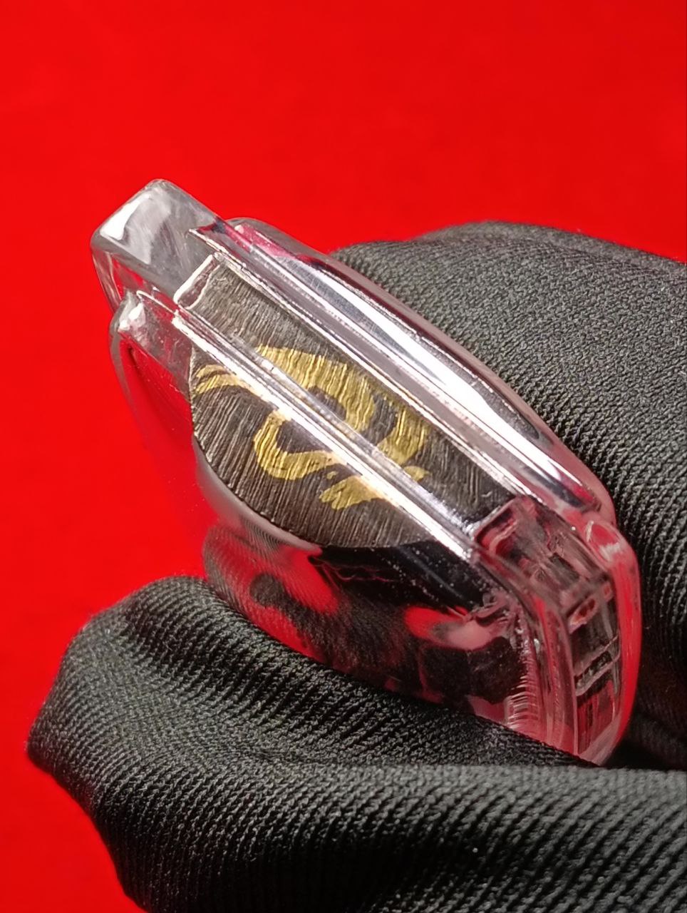 龍婆爽頭幫成功佛九寶銅製
Lp shuang phra chinnaraj Roonlek nur nawa loha （附有鉴定卡） | Jin Thai Fo Pai