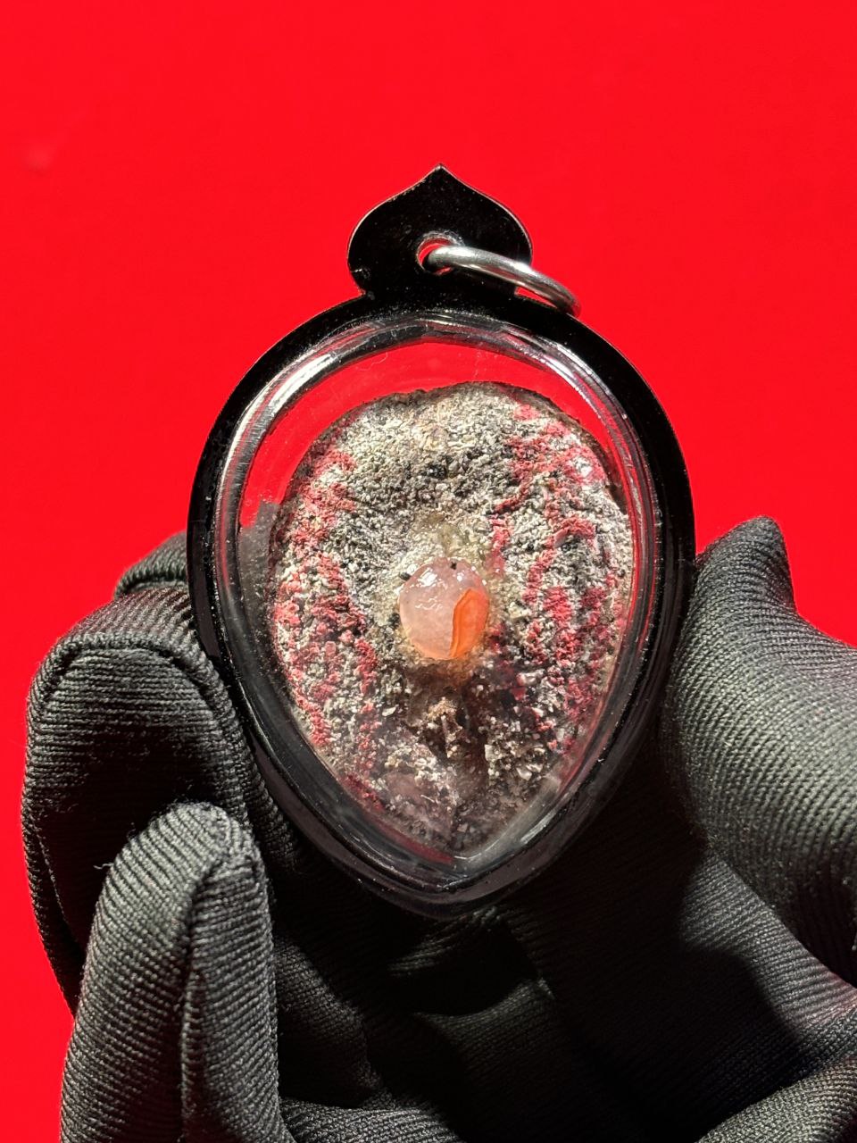 阿赞Mek|纯手工模重料异性缘Yonee|和合锁心必备圣物（现物实拍） | SAN Pin Selection