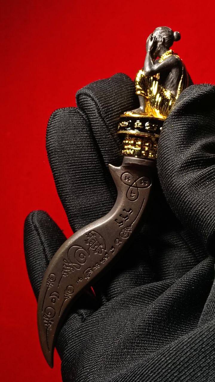 阿赞Thamma Siri--HUN PA YON MIT MOR | SAN Pin Selection