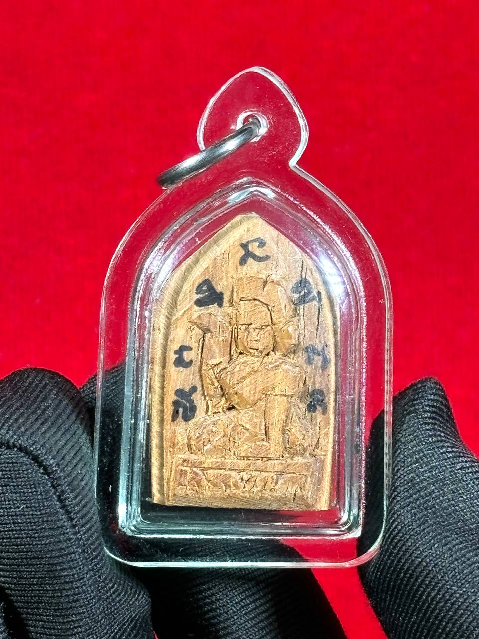 Jin Thai Fo Pai - ARCHAN LARRY啊赞烈灵木雕招财女神