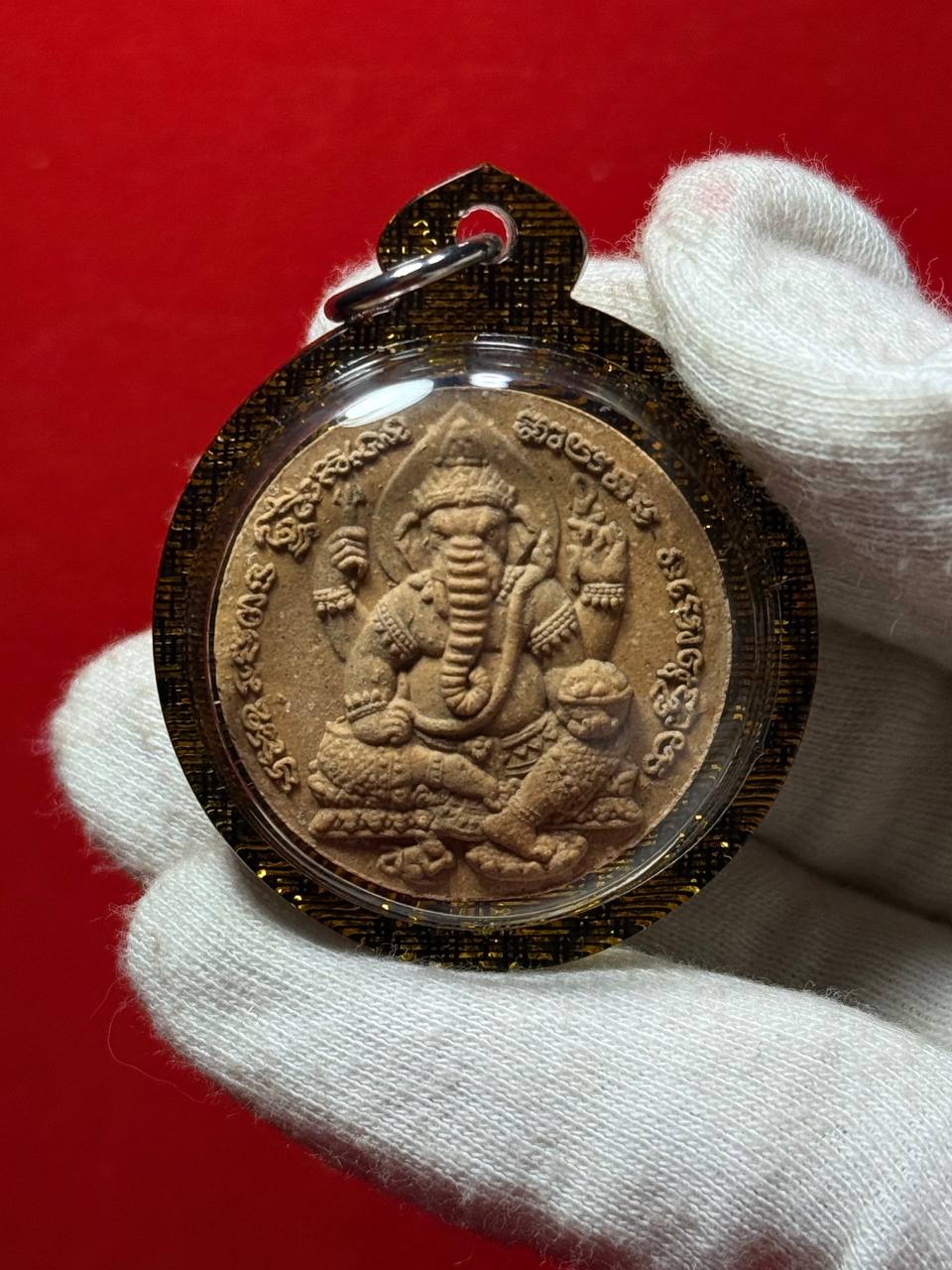 泰国龙婆片大师强力加持的“片师傅富贵系列(现物实拍） | Jin Thai Fo Pai