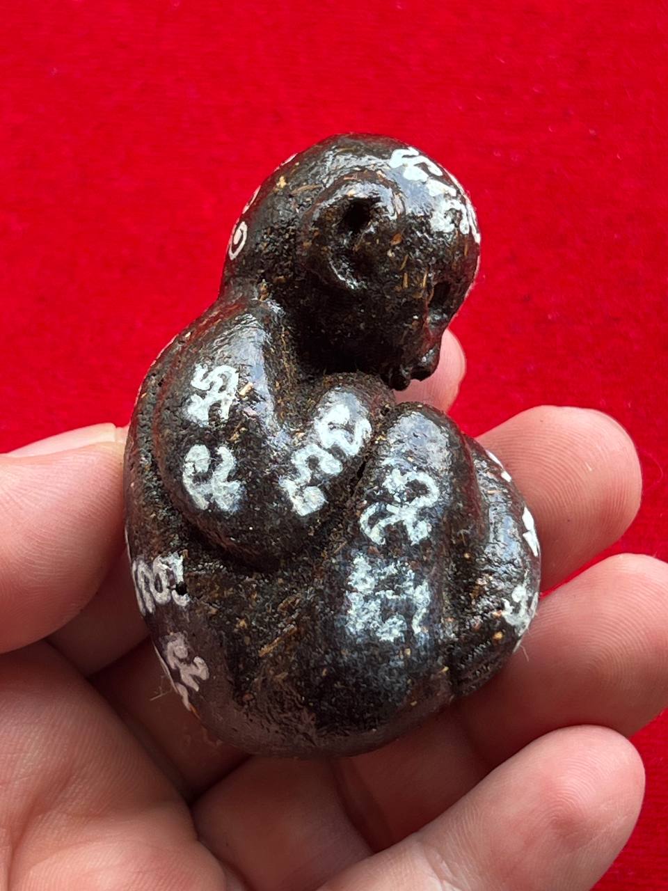 阿赞 Daeng 早期重工限量Lukok Kuman现物实拍 | Jin Thai Fo Pai