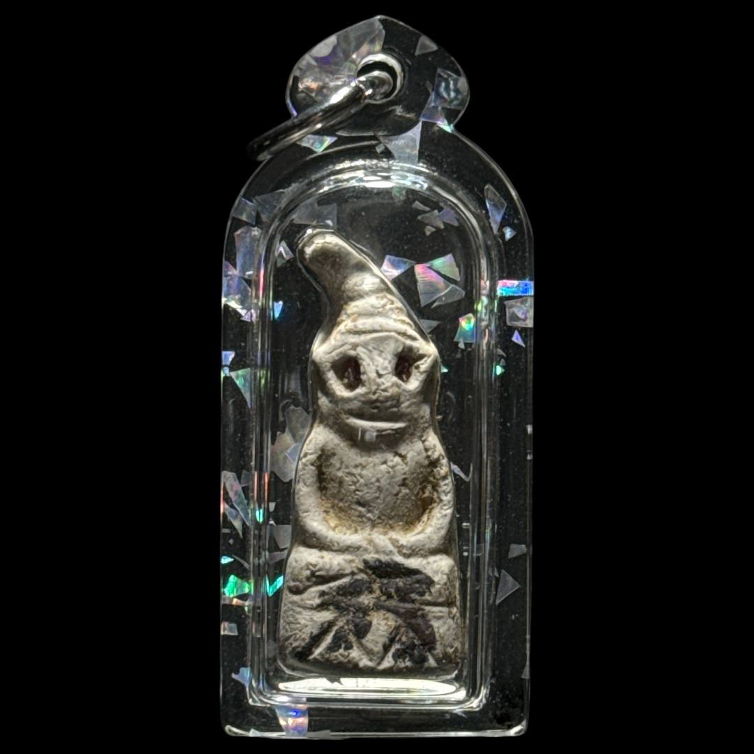 富裕帕罂由阿赞拜二位师傅联手加持(现物实拍） | SAN Pin Selection