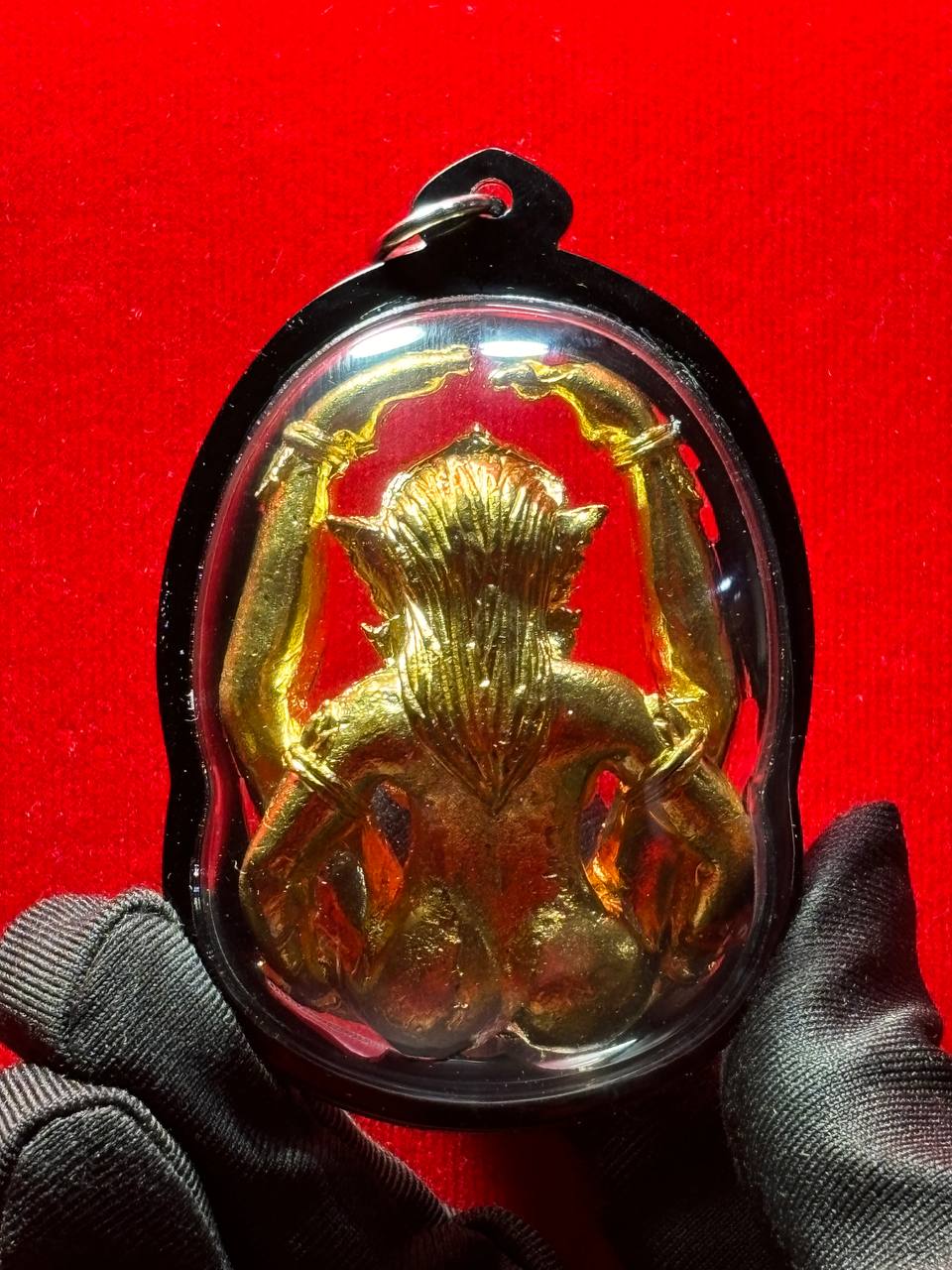 阿赞 Big 咩霸 Phe Aek Ruai 寓意富裕【แม่เป๋อแหกรวย · 黄铜魅力圣物】 | SAN Pin Selection