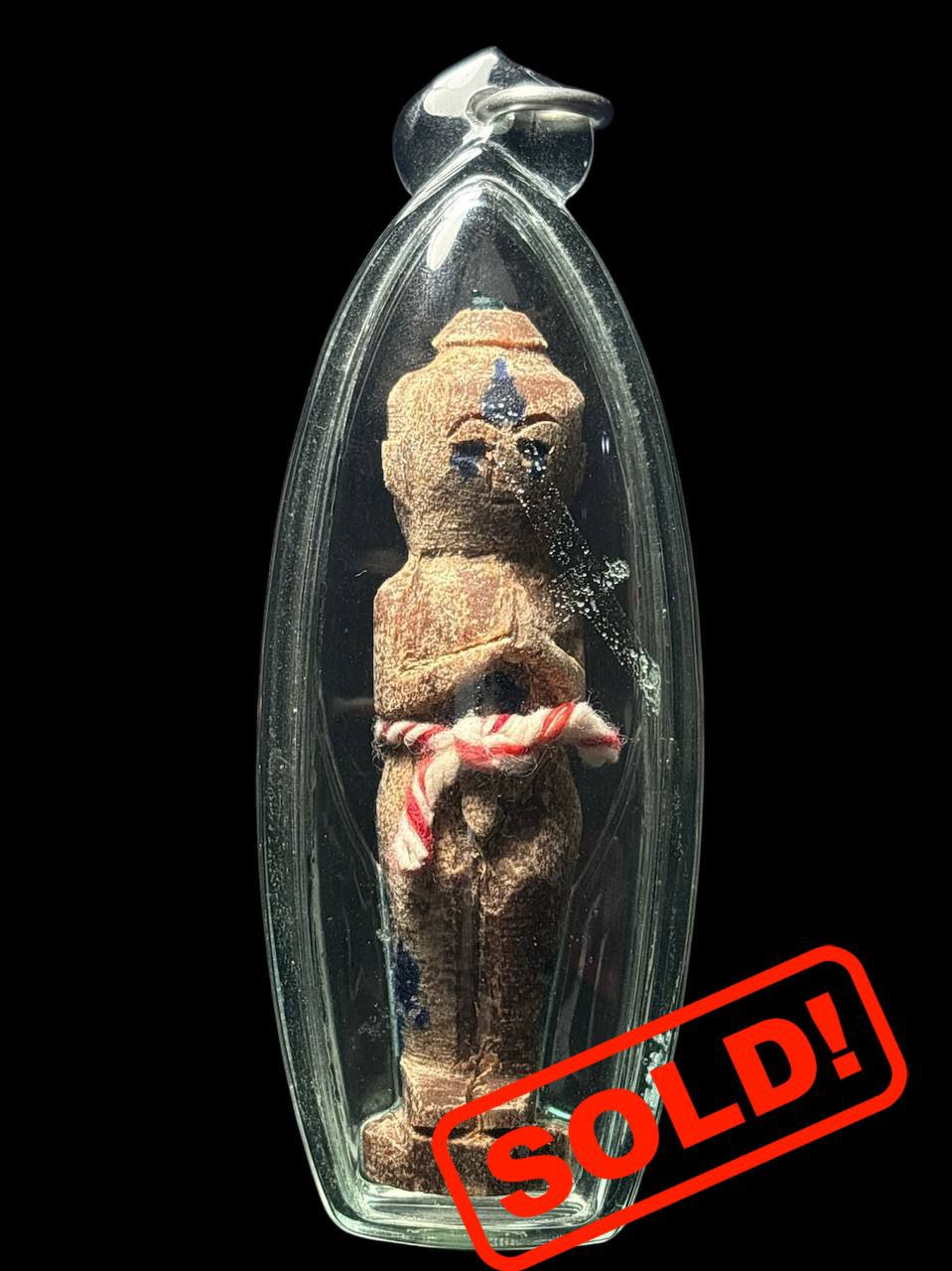 Jin Thai Fo Pai - ARCHAN BOY阿赞拜新一期灵木雕尸油古曼（置放油已超越3个月左右)现物实拍