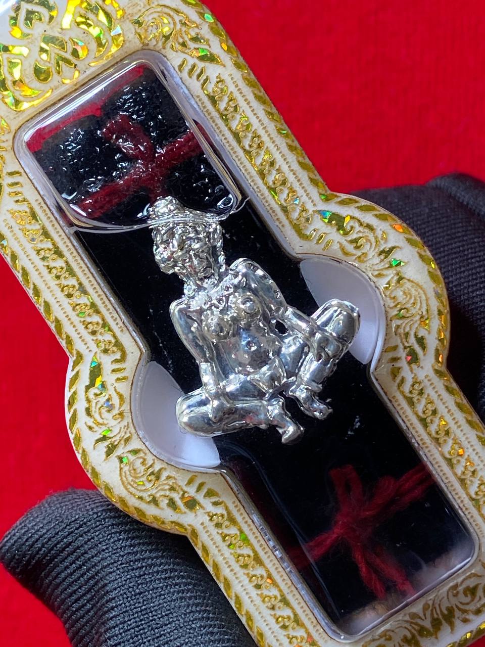 阿赞舍卡·阿赞纳戛醒吸财依霸符管
 | Jin Thai Fo Pai