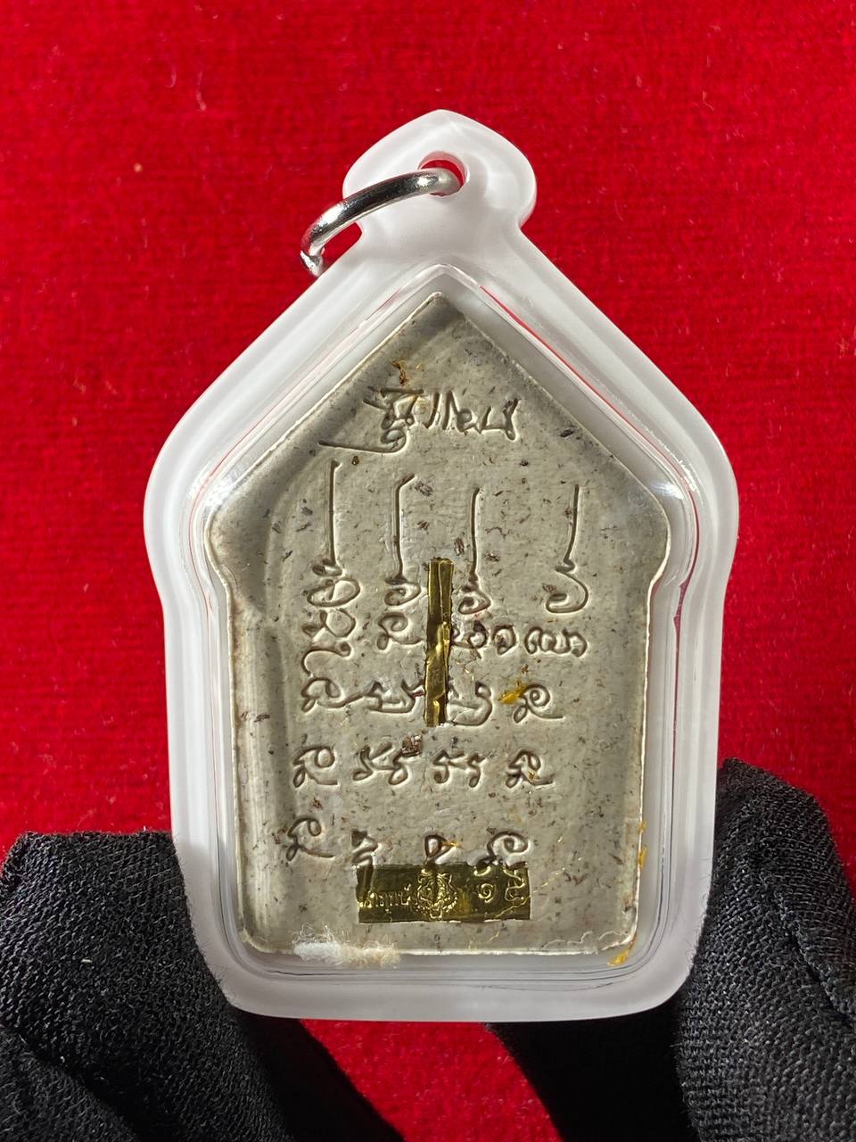 黎逸府Wat Ban Non Duea寺著名师父龙婆玛哈西拉（LP Mahasila）与阿赞布（Phra Ajarn Pu）联手督造【坤平吃睡虎 Phra Khun Phaen Suea Non Kin Model（高级Nam Lerk版）】现物实拍 | Jin Thai Fo Pai