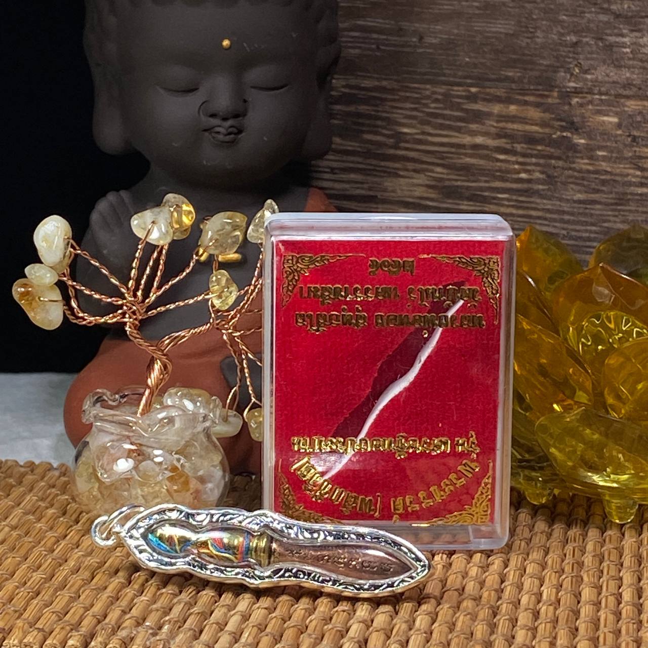 龙婆通迷你权威灭魔刀
 | Jin Thai Fo Pai