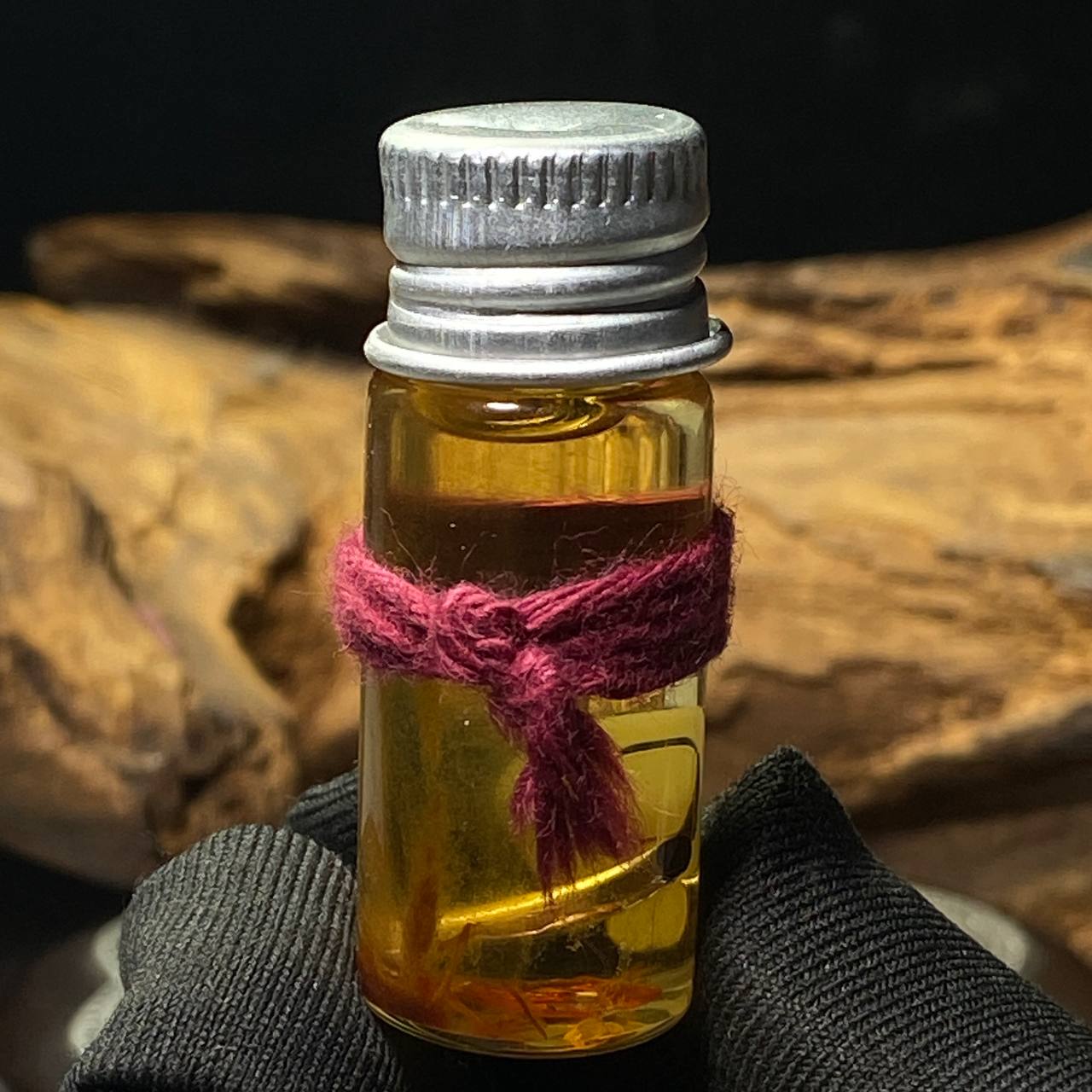 ARCHAN DAEN 阿赞钿女灵许愿尸油
 | Jin Thai Fo Pai