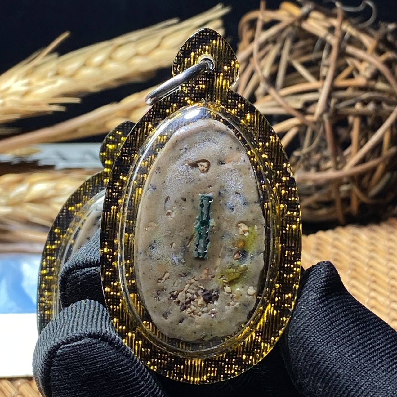 泰国北榄府阿赞沥早期碎石骨灰聚财路过古曼 | SAN Pin Selection