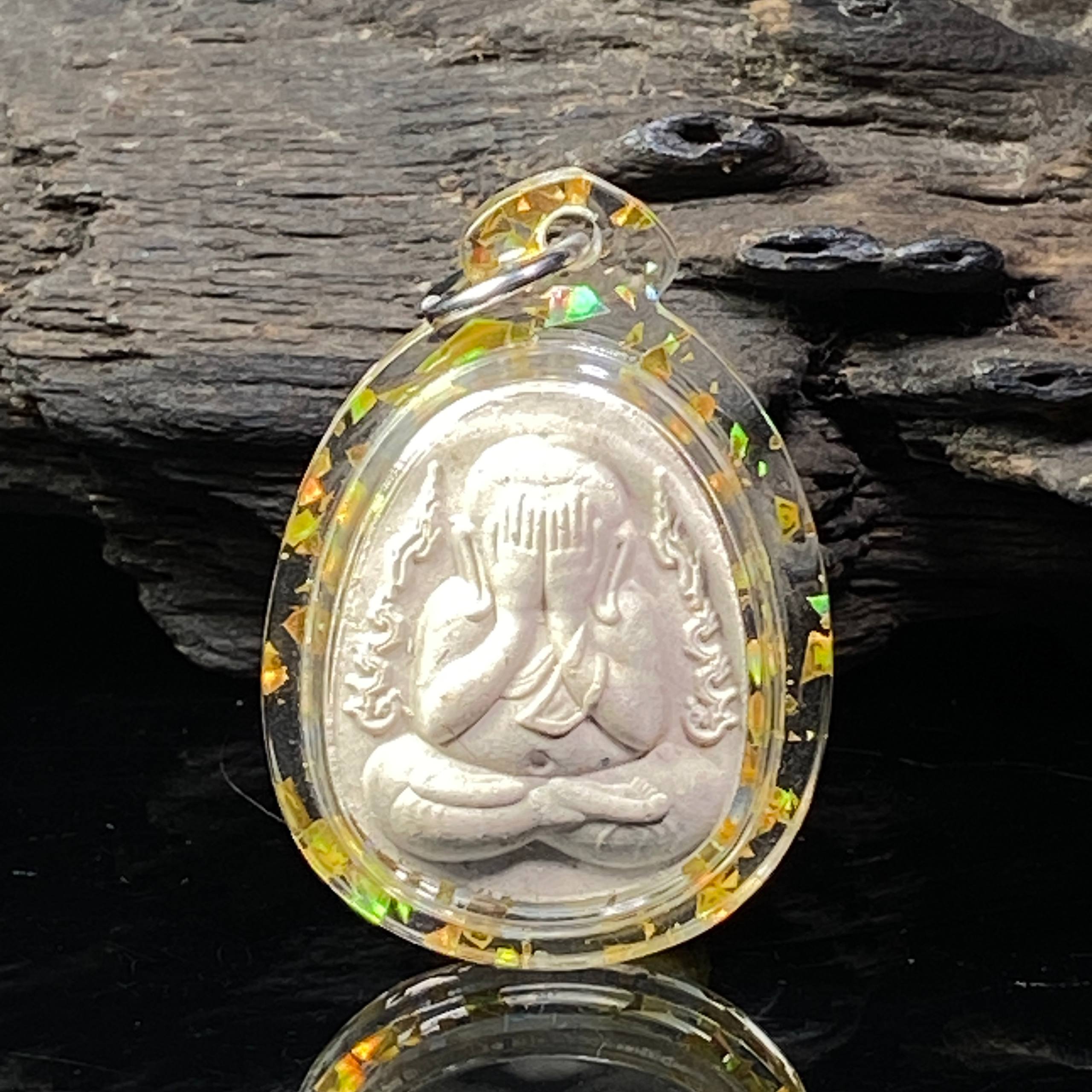 LUANG PHU PAI TOON掩面必达佛(现物实拍） | SAN Pin Selection