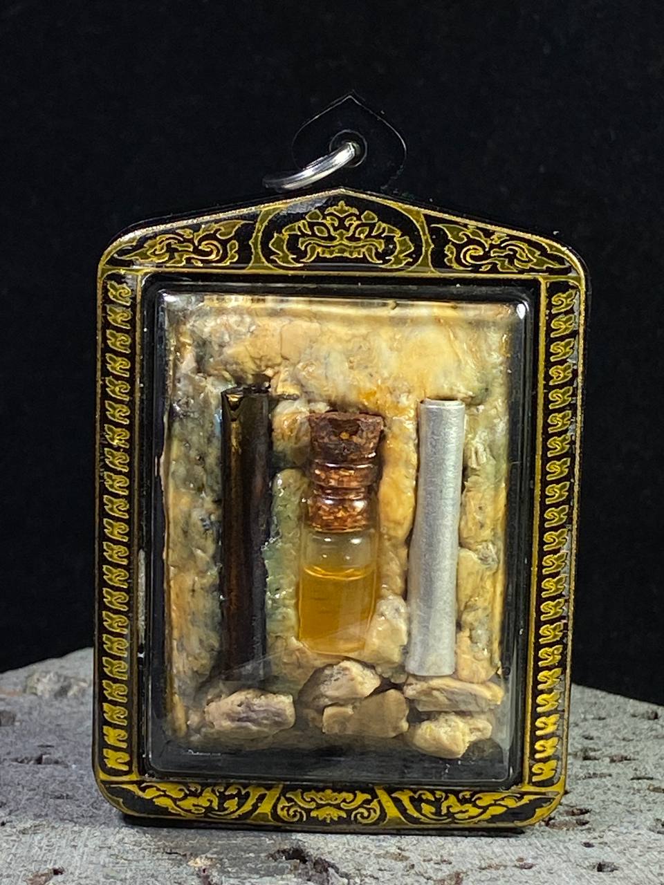 【泰国北榄府白衣师傅阿赞Rich · 八臂哈奴曼全能圣牌】 —此背面用料仅做10粒  | Jin Thai Fo Pai