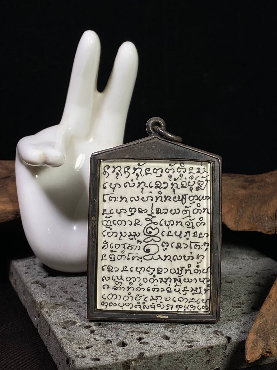 婆旁手符｜早期阿赞厅印卡龙必自身法照(现物实拍） | SAN Pin Selection