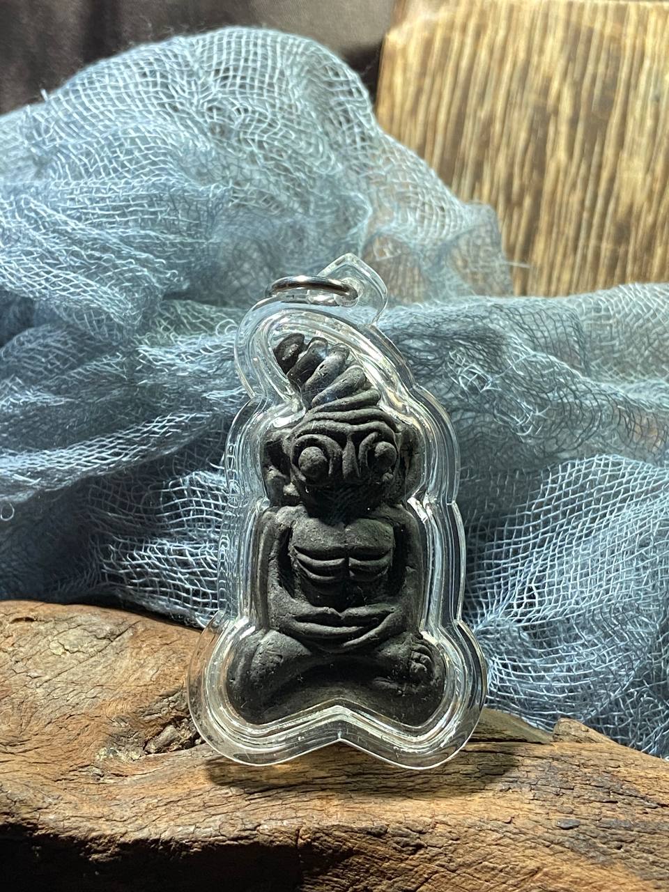 Jin Thai Fo Pai - 阿赞殿·早期双合璧红眼帕罂