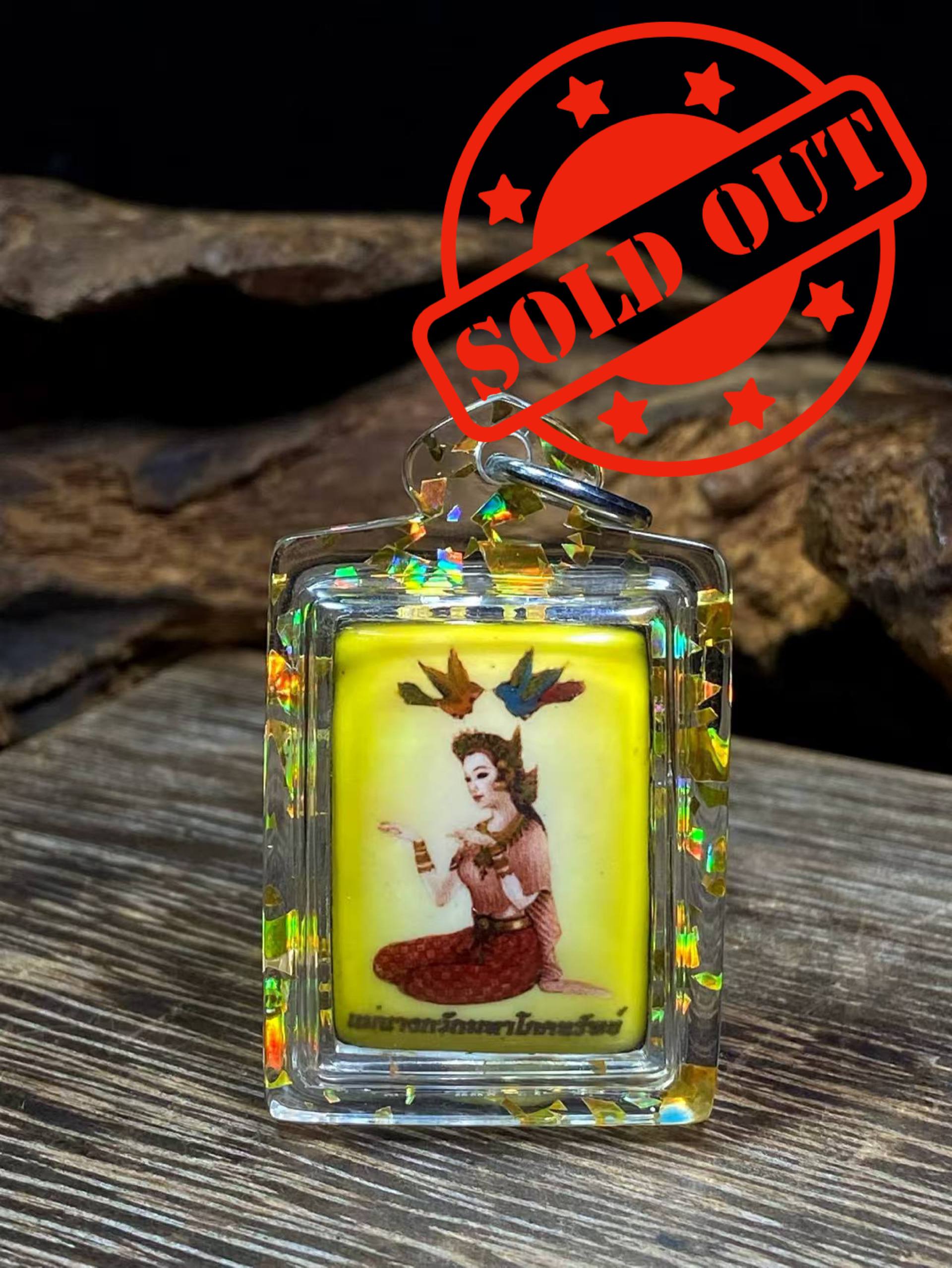 阿占烈2566年第一期招财女神Locket（后塞狐仙牌版本：限量7尊） | Jin Thai Fo Pai